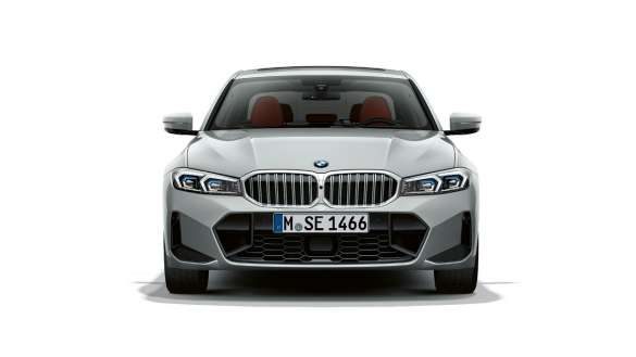 BMW 3er Limousine LCI G20 Brookly Grau Frontansicht stehend